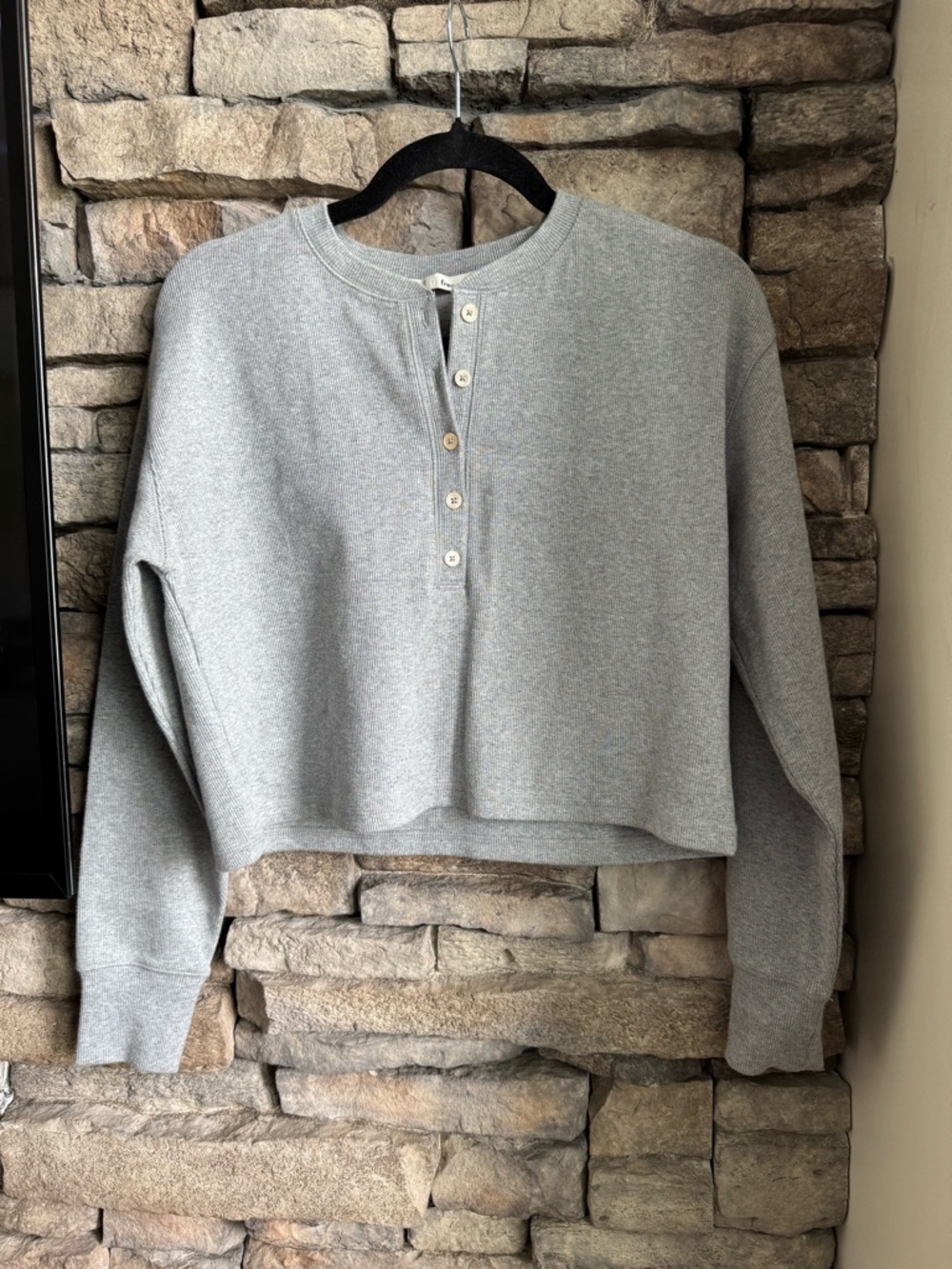 Aritzia Heather Gray Cropped Henley